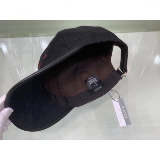 Gucci GUCCI 2022SS Cap / Hat Finished with a soft impression Gucci GUCCI 2022SS Cap / Hat Finished with a soft impression