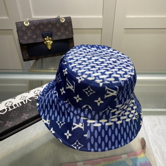 Louis Vuitton LOUIS VUITTON 2022SS Cap / Hat Innovative Style Louis Vuitton LOUIS VUITTON 2022SS Cap / Hat Innovative Style