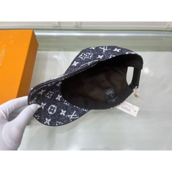 Louis Vuitton LOUIS VUITTON 2022SS Cap / Hat Gives a casual feel Louis Vuitton LOUIS VUITTON 2022SS Cap / Hat Gives a casual feel