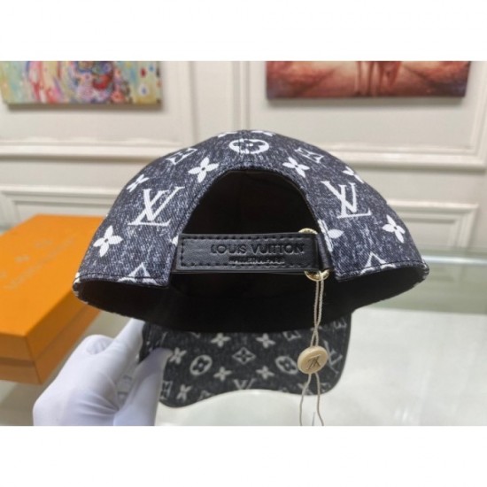 Louis Vuitton LOUIS VUITTON 2022SS Cap / Hat Gives a casual feel Louis Vuitton LOUIS VUITTON 2022SS Cap / Hat Gives a casual feel