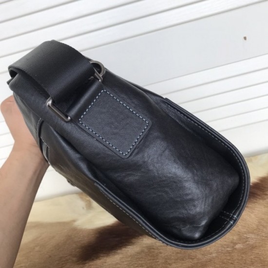 Sale shoulder bag 2022SS ARMANI Armani at an attractive price Sale shoulder bag 2022SS ARMANI Armani at an attractive price