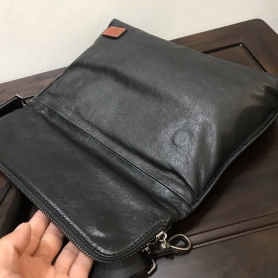 A gift you should give Shoulder bag 2022SS ARMANI Armani A gift you should give Shoulder bag 2022SS ARMANI Armani