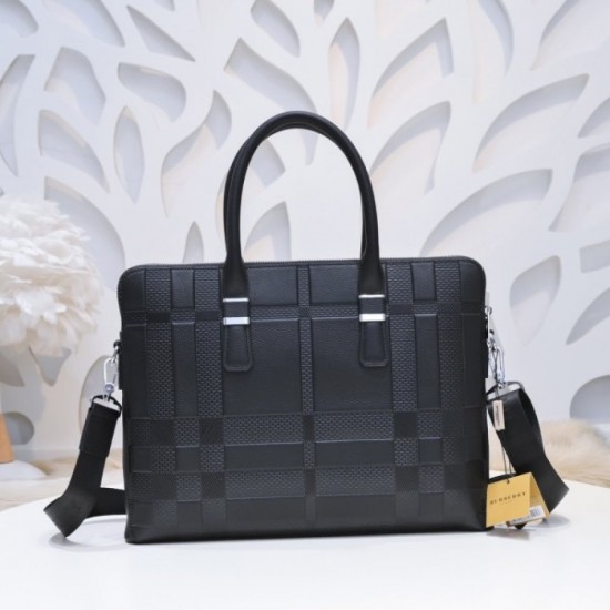 2022SS Men's Briefcase Adult-like atmosphere BURBERRY Burberry 2022SS Men's Briefcase Adult-like atmosphere BURBERRY Burberry
