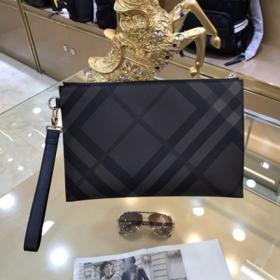 2022SS Men's Clutch Bag Unique Design BURBERRY Burberry 2022SS Men's Clutch Bag Unique Design BURBERRY Burberry