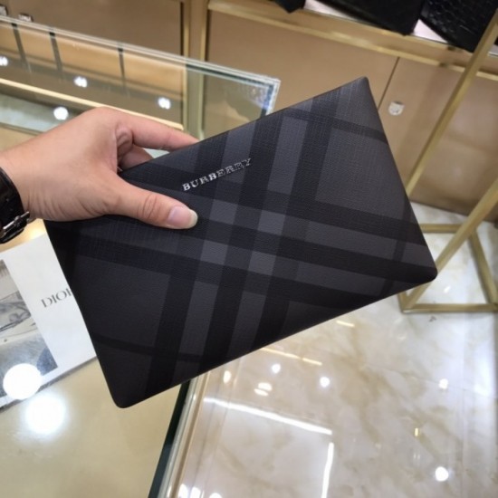 2022SS Men's Clutch Bag Pre-order Item BURBERRY Burberry 2022SS Men's Clutch Bag Pre-order Item BURBERRY Burberry
