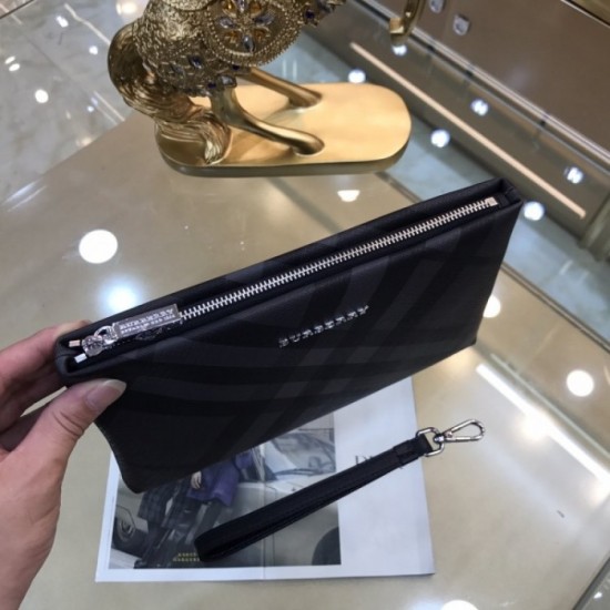 2022SS Men's Clutch Bag Pre-order Item BURBERRY Burberry 2022SS Men's Clutch Bag Pre-order Item BURBERRY Burberry
