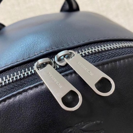 2022SS Men's backpack has a high overseas approval rating! BURBERRY Burberry 2022SS Men's backpack has a high overseas approval rating! BURBERRY Burberry