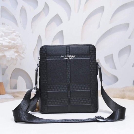 2022SS Men's Shoulder Bag Recommended Cody BURBERRY Burberry 2022SS Men's Shoulder Bag Recommended Cody BURBERRY Burberry