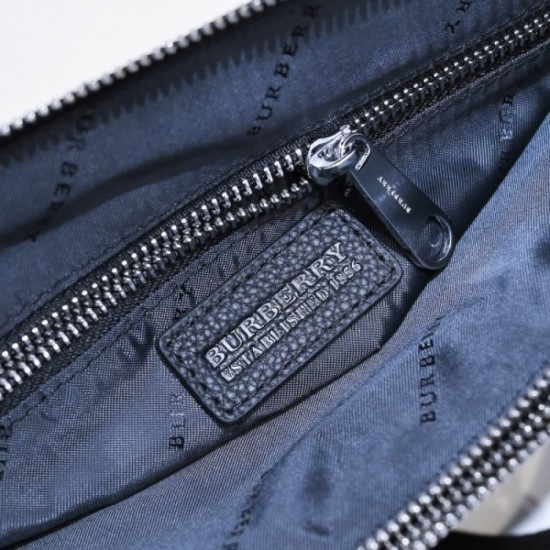 2022SS Men's Shoulder Bag Recommended Cody BURBERRY Burberry 2022SS Men's Shoulder Bag Recommended Cody BURBERRY Burberry