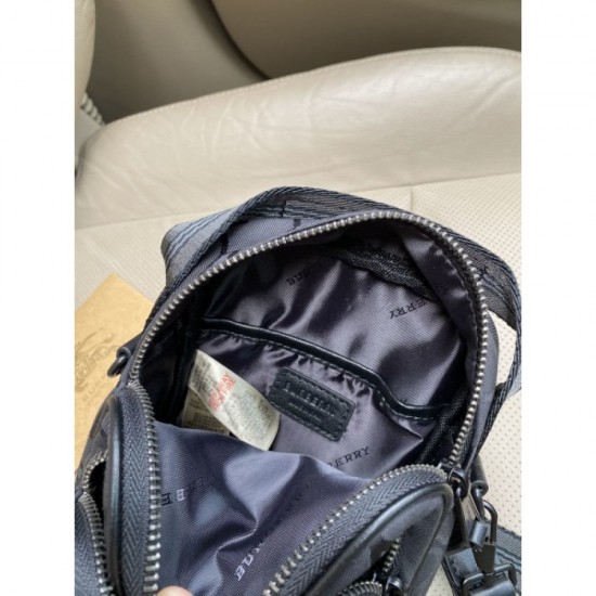2022SS Men's Shoulder Bag BURBERRY with a neat feeling 2022SS Men's Shoulder Bag BURBERRY with a neat feeling