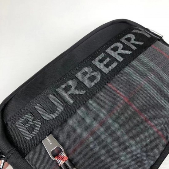 2022SS Men's Shoulder Bag Spring / Summer Adult Outfit BURBERRY Burberry 2022SS Men's Shoulder Bag Spring / Summer Adult Outfit BURBERRY Burberry