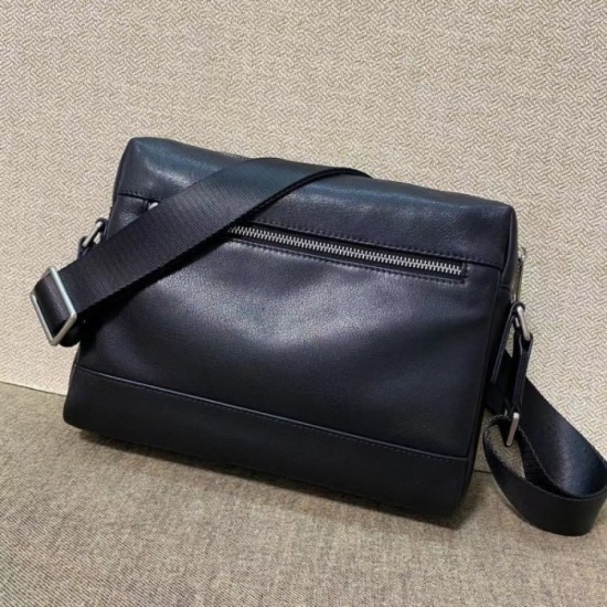 New Masterpiece Shoulder Bag 2022SS BURBERRY Burberry New Masterpiece Shoulder Bag 2022SS BURBERRY Burberry