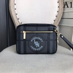 New Spring/Summer VIP Discount Clutch Bags 2022SS BURBERRY Burberry