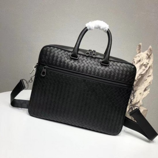 2022SS Men's Briefcase BOTTEGA VENETA with a sense of omission 2022SS Men's Briefcase BOTTEGA VENETA with a sense of omission