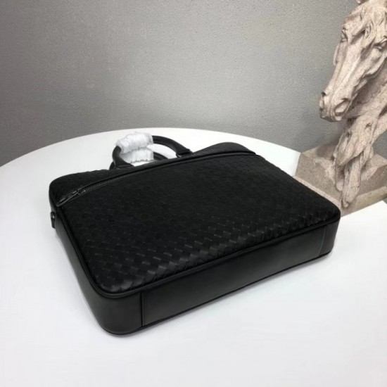 2022SS Men's Briefcase BOTTEGA VENETA with a sense of omission 2022SS Men's Briefcase BOTTEGA VENETA with a sense of omission