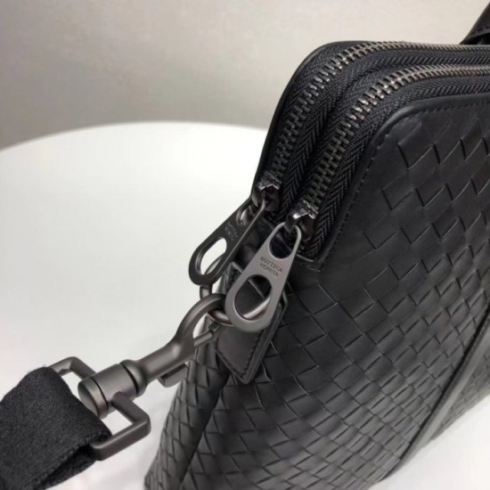 2022SS Men's Briefcase Spring / Summer Trend BOTTEGA VENETA 2022SS Men's Briefcase Spring / Summer Trend BOTTEGA VENETA