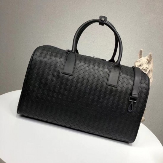 2022SS Travel bag BOTTEGA VENETA to liven up the summer mood 2022SS Travel bag BOTTEGA VENETA to liven up the summer mood