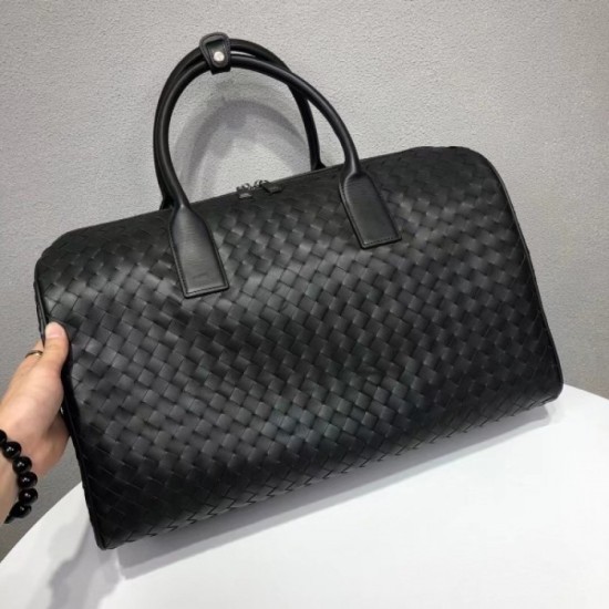 2022SS Travel bag BOTTEGA VENETA to liven up the summer mood 2022SS Travel bag BOTTEGA VENETA to liven up the summer mood
