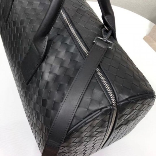 2022SS Travel bag BOTTEGA VENETA to liven up the summer mood 2022SS Travel bag BOTTEGA VENETA to liven up the summer mood