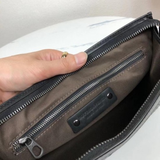 2022SS Men's clutch bag design high BOTTEGA VENETA Bottega Veneta 2022SS Men's clutch bag design high BOTTEGA VENETA Bottega Veneta
