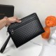 2022SS Men's clutch bag Popular in color BOTTEGA VENETA 2022SS Men's clutch bag Popular in color BOTTEGA VENETA