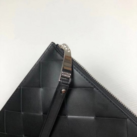 2022SS Men's Clutch Bag Sophisticated Design BOTTEGA VENETA 2022SS Men's Clutch Bag Sophisticated Design BOTTEGA VENETA