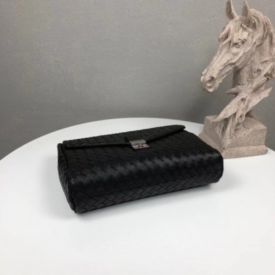 2022SS Men's Clutch Bag Attractive beauty BOTTEGA VENETA 2022SS Men's Clutch Bag Attractive beauty BOTTEGA VENETA