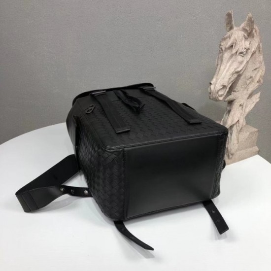 2022SS Men's backpack Spring-like seasonal feeling BOTTEGA VENETA 2022SS Men's backpack Spring-like seasonal feeling BOTTEGA VENETA