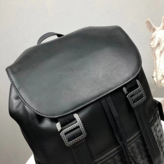 2022SS Men's backpack Spring-like seasonal feeling BOTTEGA VENETA 2022SS Men's backpack Spring-like seasonal feeling BOTTEGA VENETA