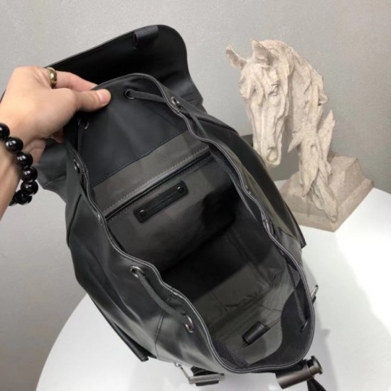 2022SS Men's backpack Spring-like seasonal feeling BOTTEGA VENETA 2022SS Men's backpack Spring-like seasonal feeling BOTTEGA VENETA
