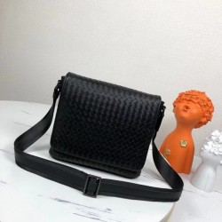 2022SS Men's Shoulder Bag Super Popular Latest BOTTEGA VENETA