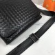 2022SS Men's Shoulder Bag Super Popular Latest BOTTEGA VENETA 2022SS Men's Shoulder Bag Super Popular Latest BOTTEGA VENETA