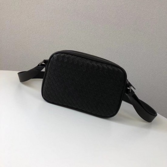 2022SS Men's Shoulder Bag Keep an eye on BOTTEGA VENETA 2022SS Men's Shoulder Bag Keep an eye on BOTTEGA VENETA