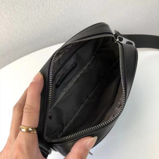 2022SS Men's Shoulder Bag Keep an eye on BOTTEGA VENETA 2022SS Men's Shoulder Bag Keep an eye on BOTTEGA VENETA