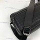 2022SS Men's Shoulder Bag Classic Design BOTTEGA VENETA 2022SS Men's Shoulder Bag Classic Design BOTTEGA VENETA