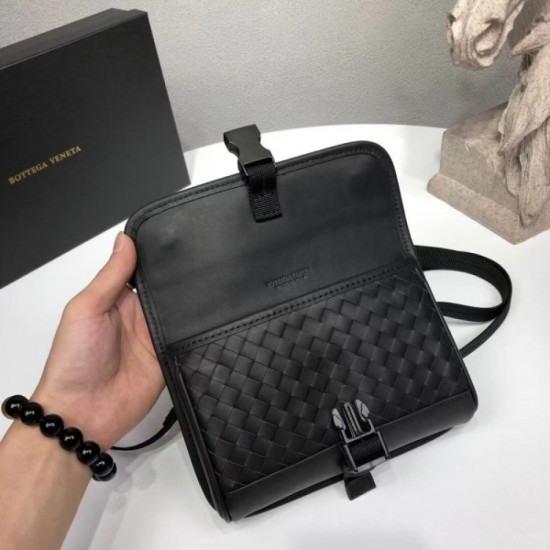 2022SS Men's Shoulder Bag Excellent comfort BOTTEGA VENETA 2022SS Men's Shoulder Bag Excellent comfort BOTTEGA VENETA
