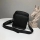 2022SS Men's Shoulder Bag Luxury UP! BOTTEGA VENETA 2022SS Men's Shoulder Bag Luxury UP! BOTTEGA VENETA