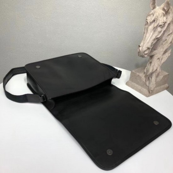 2022SS Men's Shoulder Bag Good Impression 120% BOTTEGA VENETA 2022SS Men's Shoulder Bag Good Impression 120% BOTTEGA VENETA
