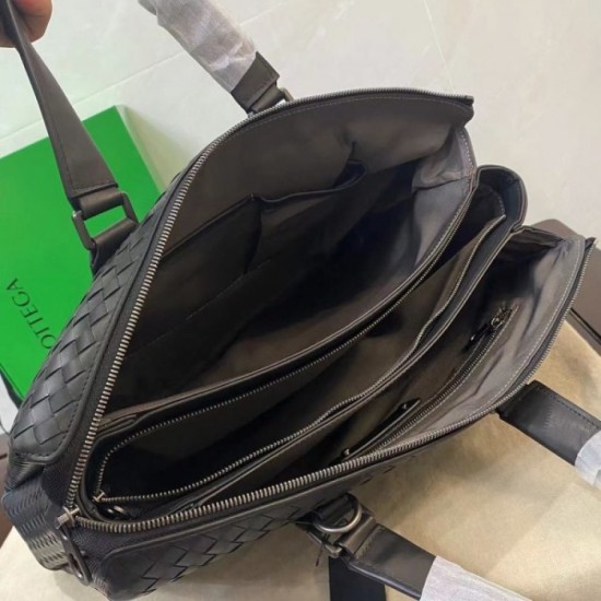Overseas only! Briefcase 2022SS BOTTEGA VENETA Bottega Veneta Overseas only! Briefcase 2022SS BOTTEGA VENETA Bottega Veneta