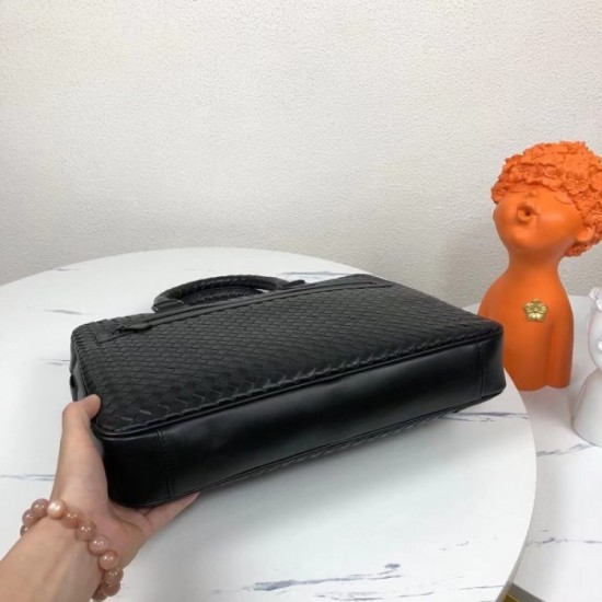 Limited edition briefcase 2022SS BOTTEGA VENETA Bottega Veneta Limited edition briefcase 2022SS BOTTEGA VENETA Bottega Veneta