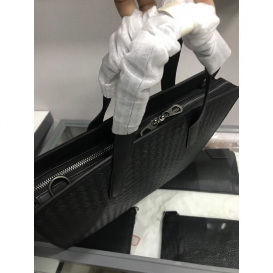 Not in Japan Briefcase 2022SS BOTTEGA VENETA Bottega Veneta Not in Japan Briefcase 2022SS BOTTEGA VENETA Bottega Veneta