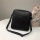 FINAL SALE SHOULDER BAG 2022SS BOTTEGA VENETA FINAL SALE SHOULDER BAG 2022SS BOTTEGA VENETA