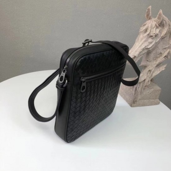 FINAL SALE SHOULDER BAG 2022SS BOTTEGA VENETA FINAL SALE SHOULDER BAG 2022SS BOTTEGA VENETA