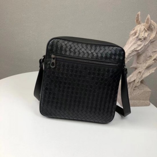FINAL SALE SHOULDER BAG 2022SS BOTTEGA VENETA FINAL SALE SHOULDER BAG 2022SS BOTTEGA VENETA