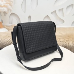 Explosive popularity shoulder bag 2022SS BOTTEGA VENETA Bottega Veneta