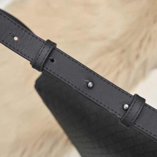 Explosive popularity shoulder bag 2022SS BOTTEGA VENETA Bottega Veneta Explosive popularity shoulder bag 2022SS BOTTEGA VENETA Bottega Veneta