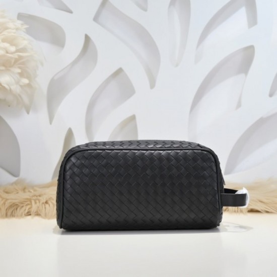 Hot Topic Clutch Bag 2022SS BOTTEGA VENETA Bottega Veneta Hot Topic Clutch Bag 2022SS BOTTEGA VENETA Bottega Veneta