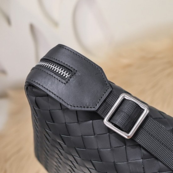 Overseas popular clutch bag 2022SS BOTTEGA VENETA Bottega Veneta Overseas popular clutch bag 2022SS BOTTEGA VENETA Bottega Veneta