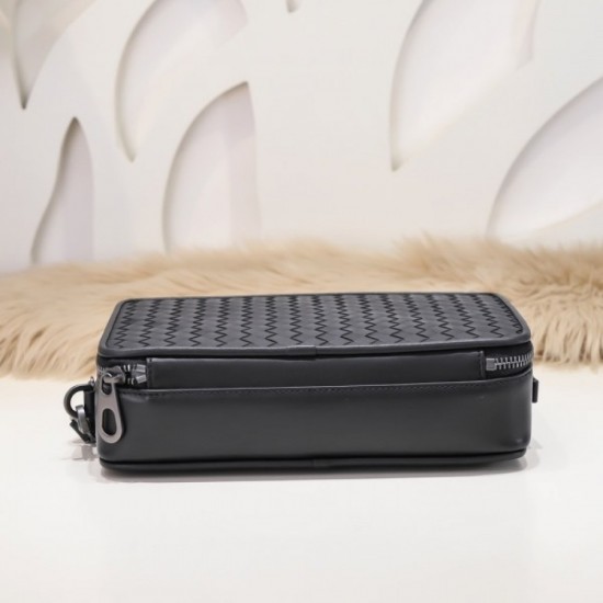 Absolutely Wanted Clutch Bag 2022SS BOTTEGA VENETA Bottega Veneta Absolutely Wanted Clutch Bag 2022SS BOTTEGA VENETA Bottega Veneta
