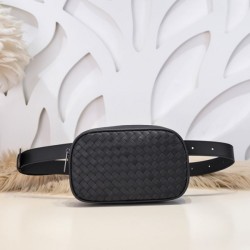 This year's popular waist bag 202SS BOTTEGA VENETA Bottega Veneta